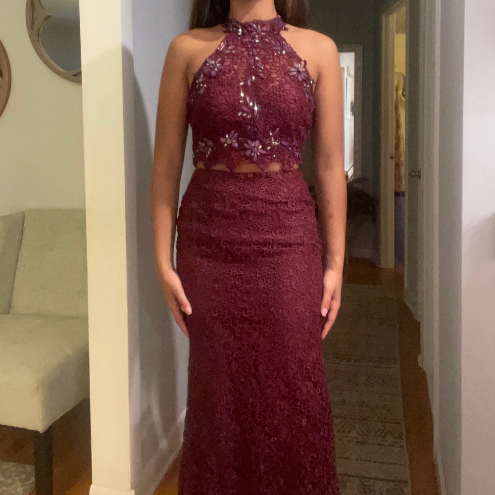 Burgundy Alyce Paris Prom Dress Size 0
